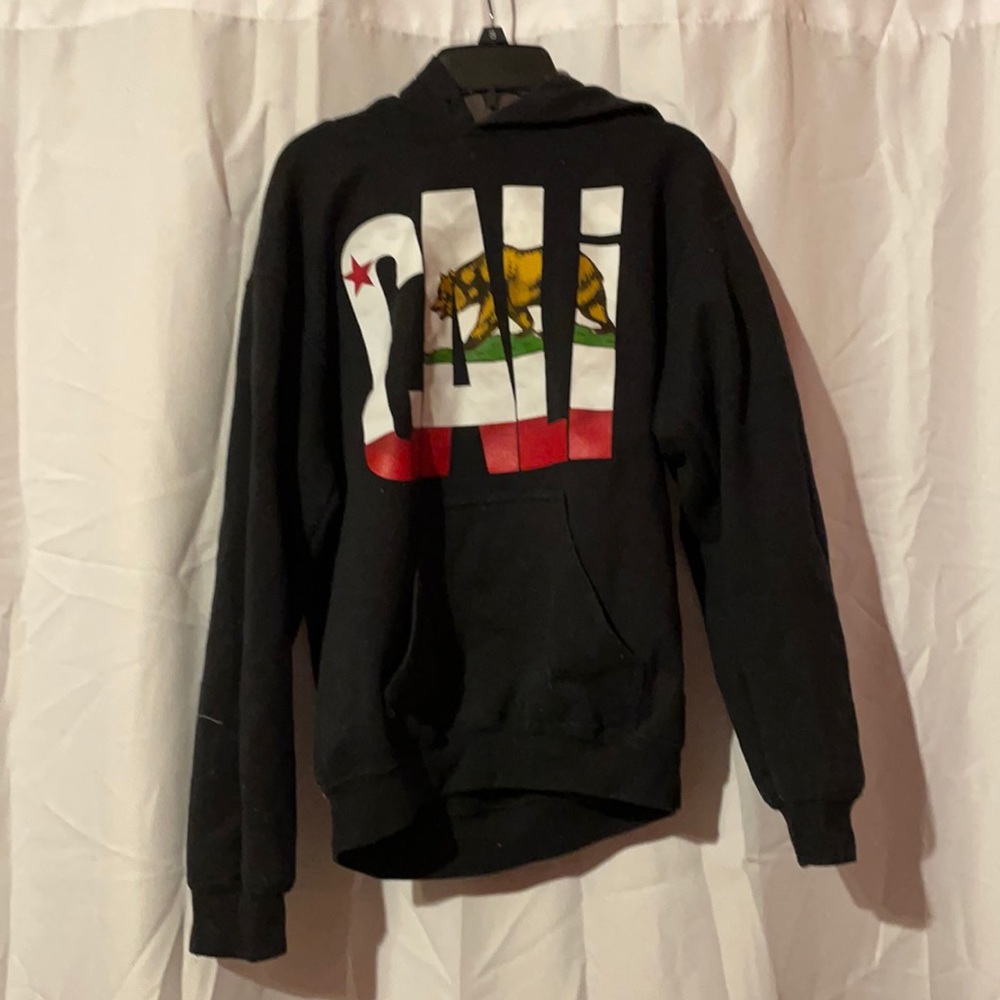 Cali hoodie 50% cotton and 50% polyester